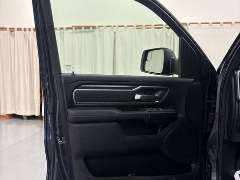 New 2026 RAM 1500 4x4 Crew Cab image 16