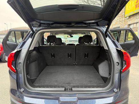 Used 2019 GMC Terrain SLE w/ Driver Convenience Package image 18