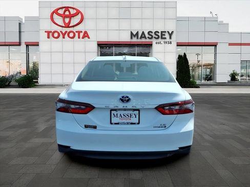 Used 2024 Toyota Camry LE w/ Audio Upgrade Package FWD image 4