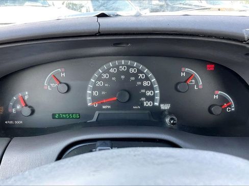 Used 2000 Ford F150 XL RWD image 7