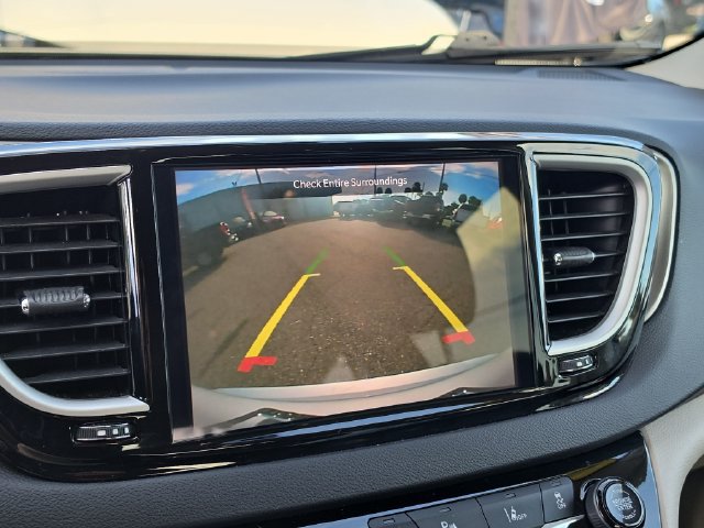 Used 2024 Chrysler Pacifica Touring-L FWD image 27