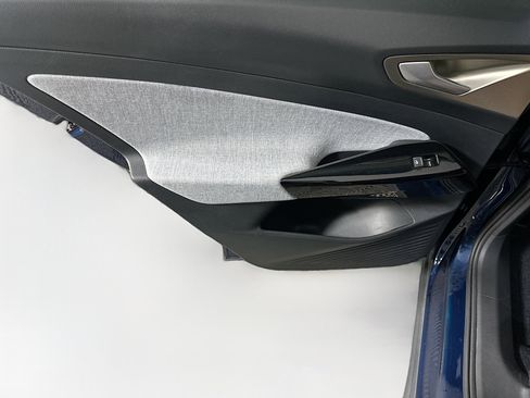 Used 2023 Volkswagen ID.4 Pro image 25