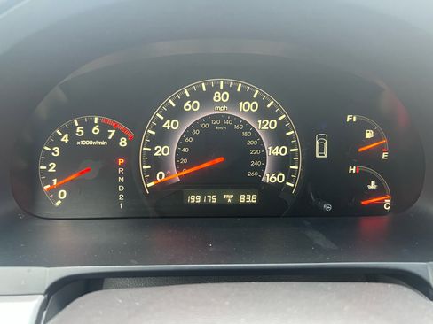 Used 2010 Honda Odyssey LX image 17