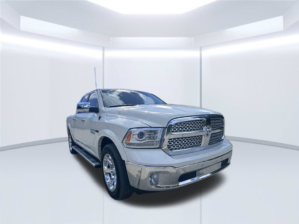 Used 2018 RAM 1500 Laramie w/ Convenience Group RWD image 3