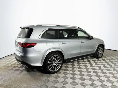 Used 2022 Mercedes-Benz GLS 450 4MATIC w/ AMG Line Exterior image 7