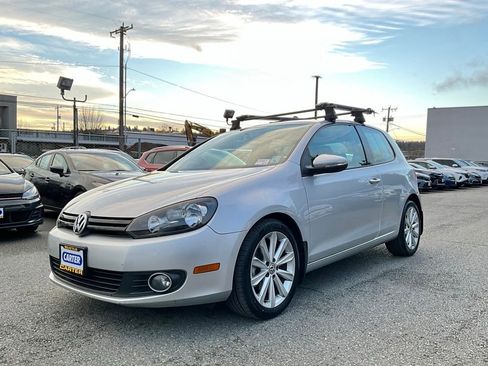 Used 2013 Volkswagen Golf TDI image 4