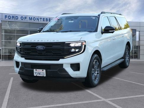 Used 2025 Ford Expedition Max Active image 8