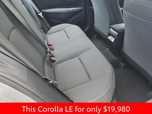 Used 2023 Toyota Corolla LE FWD image 31