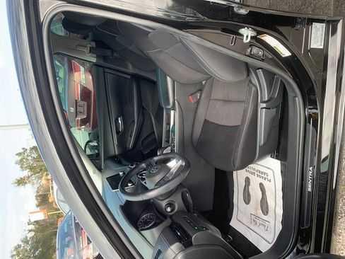 Used 2021 Nissan Sentra SV image 14