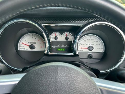 Used 2006 Ford Mustang GT RWD image 14