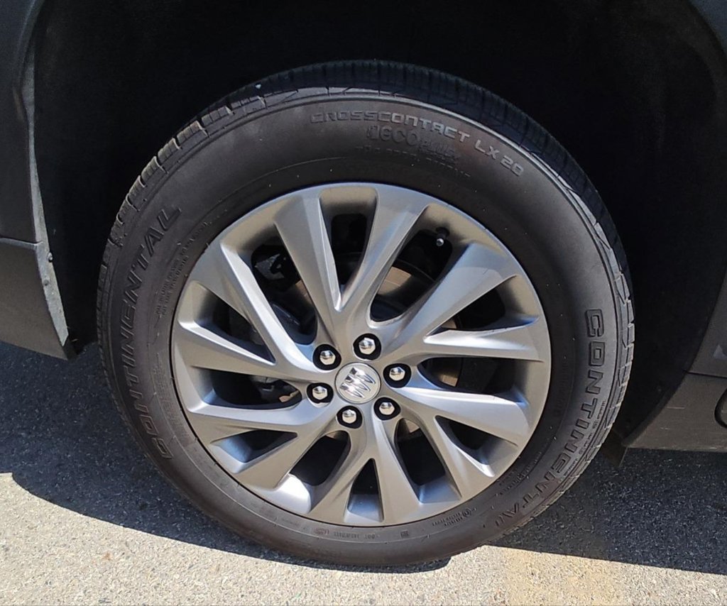 Used 2026 Buick Enclave Preferred FWD image 5