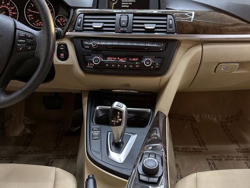 Used 2014 BMW 320i Sedan image 26