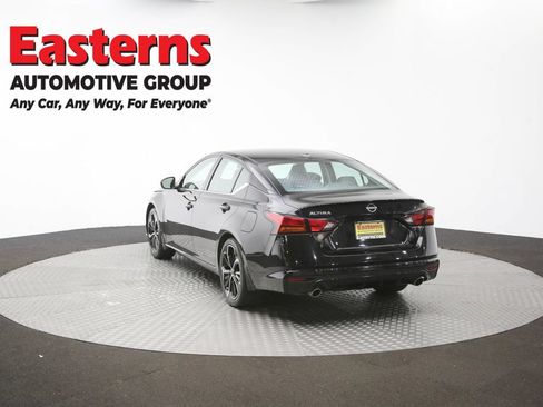 Used 2025 Nissan Altima 2.5 SR FWD image 61