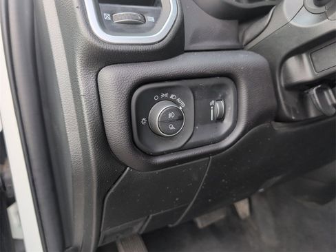 Used 2024 RAM 2500 Big Horn image 17