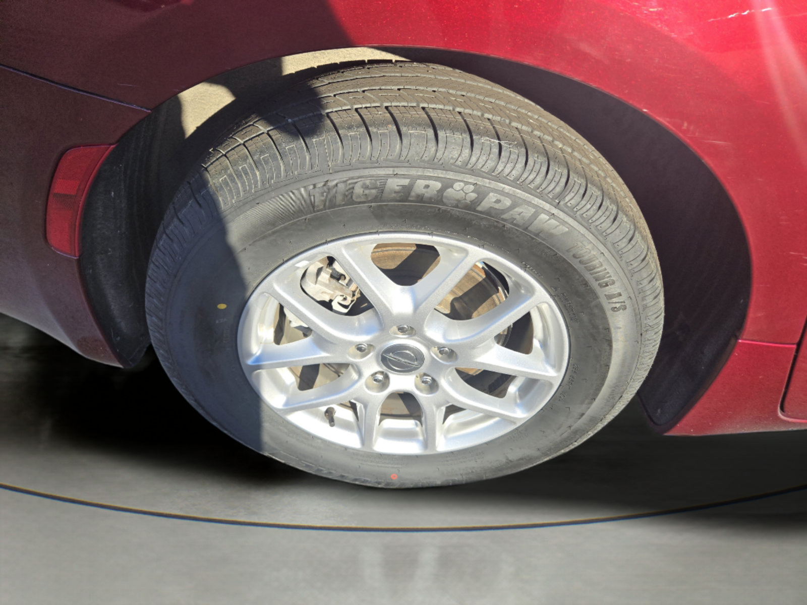 Used 2023 Chrysler Pacifica Touring-L FWD image 13