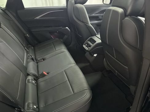 Certified 2024 Cadillac Lyriq Sport AWD/4WD image 17