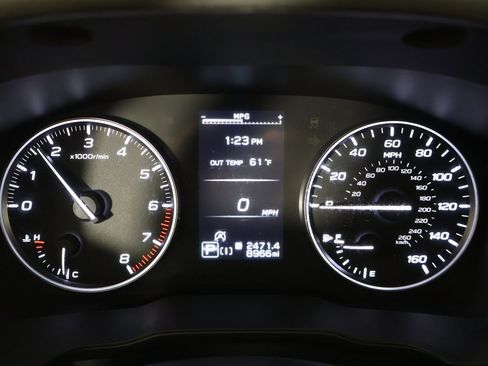 Used 2025 Subaru Forester Premium image 40