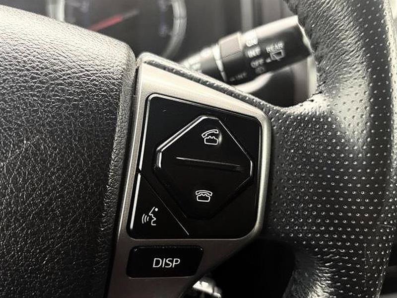 Used 2018 Toyota 4Runner SR5 Premium AWD/4WD image 10
