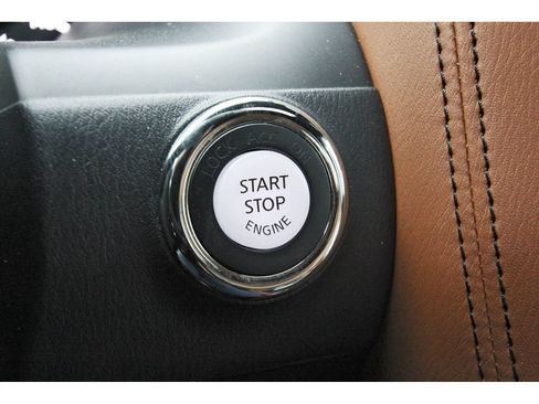 Used 2024 INFINITI QX80 Sensory AWD/4WD image 30