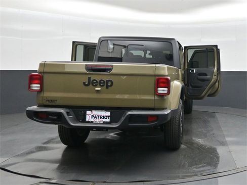 New 2025 Jeep Gladiator Sport image 54