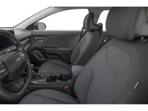New 2025 Kia K4 LXS image 6