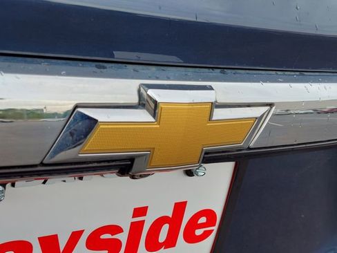 Used 2023 Chevrolet Traverse LT AWD/4WD image 40