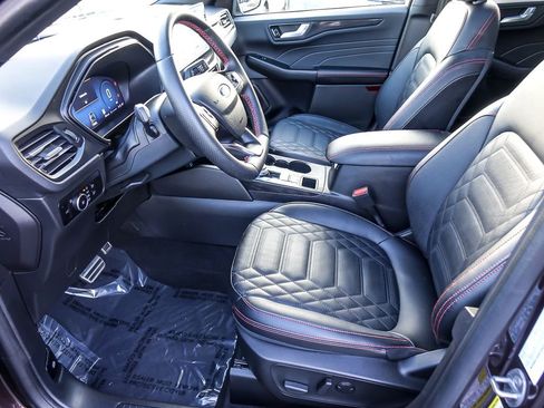 Used 2023 Ford Escape ST-Line Elite w/ Premium Technology Package image 10