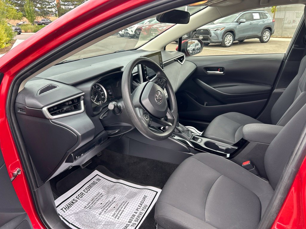 Used 2021 Toyota Corolla LE w/ Carpet Mat Package (TMS) FWD image 21