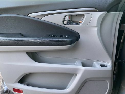 Used 2017 Honda Pilot EX-L image 13