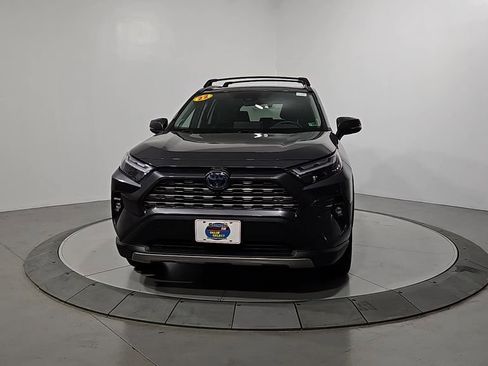 Used 2022 Toyota RAV4 Limited image 9