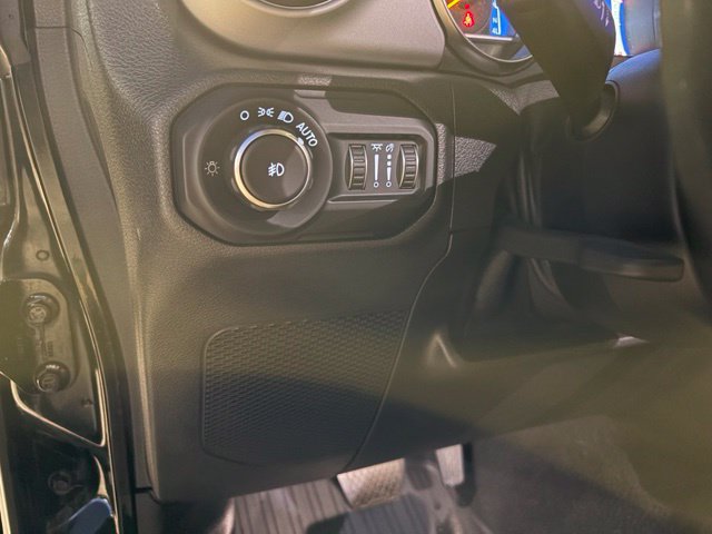 Used 2021 Jeep Wrangler Unlimited Sport AWD/4WD image 27