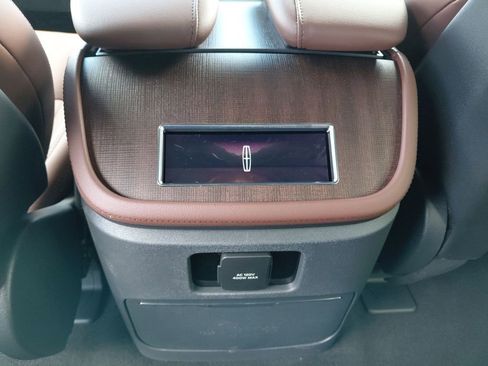 New 2026 Lincoln Navigator L Reserve image 20