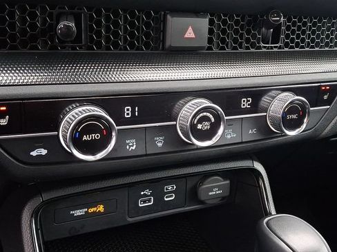 Certified 2025 Honda CR-V Sport image 17
