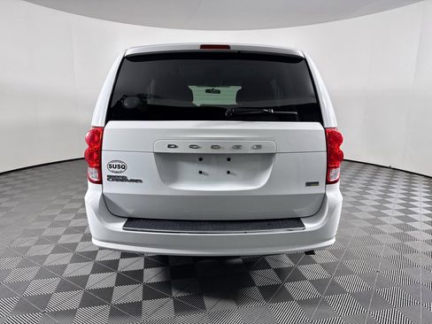 Used 2016 Dodge Grand Caravan SE w/ Quick Order Package 29E SE image 11