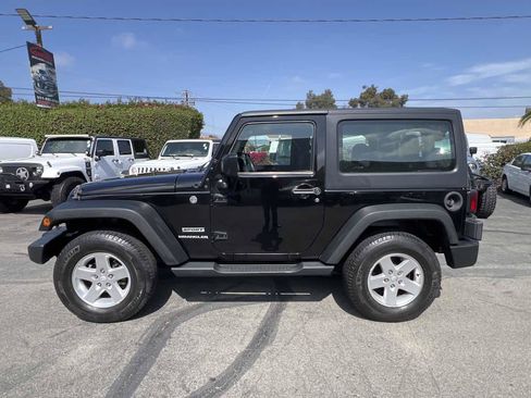 Used 2014 Jeep Wrangler Sport w/ Quick Order Package 24S AWD/4WD image 5
