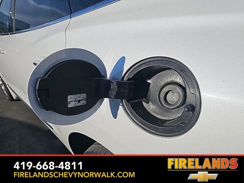 Used 2024 Buick Enclave Avenir w/ Avenir Technology Package image 24