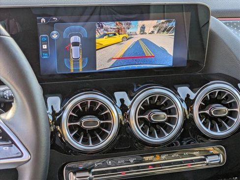 Certified 2025 Mercedes-Benz GLA 250 image 11