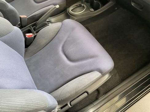 Used 2013 Honda Fit Sport image 35