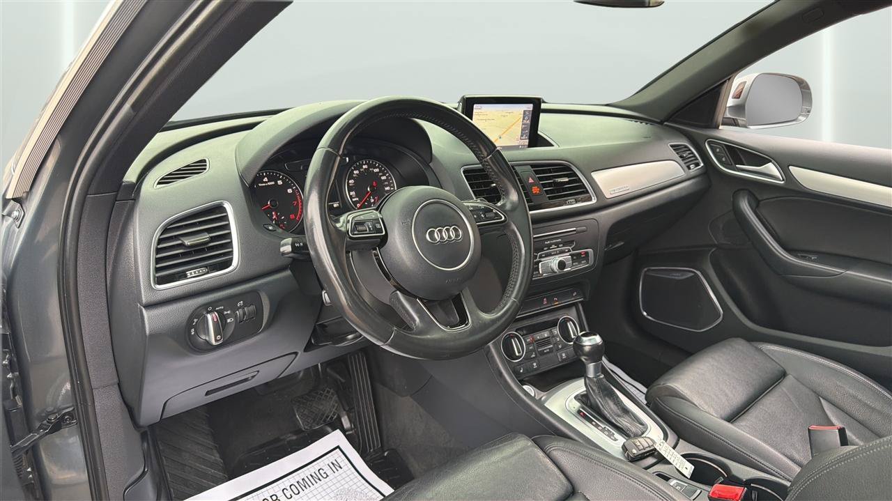 Used 2016 Audi Q3 2.0T Prestige w/ Prestige Package AWD/4WD image 17