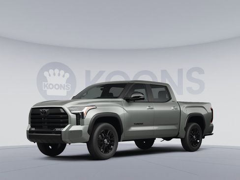 Used 2025 Toyota Tundra Limited image 1