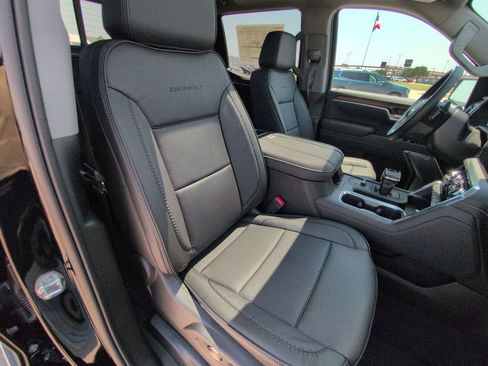 New 2026 GMC Sierra 1500 Denali image 18