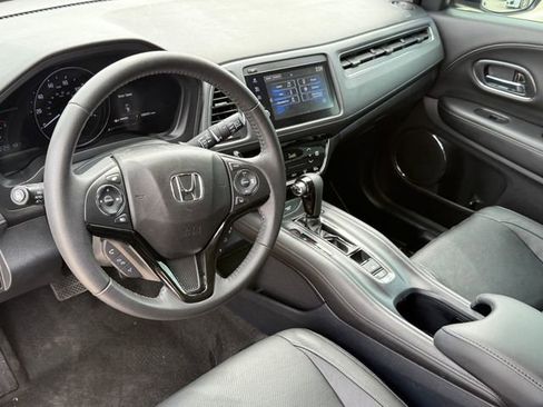 Used 2022 Honda HR-V EX-L image 10
