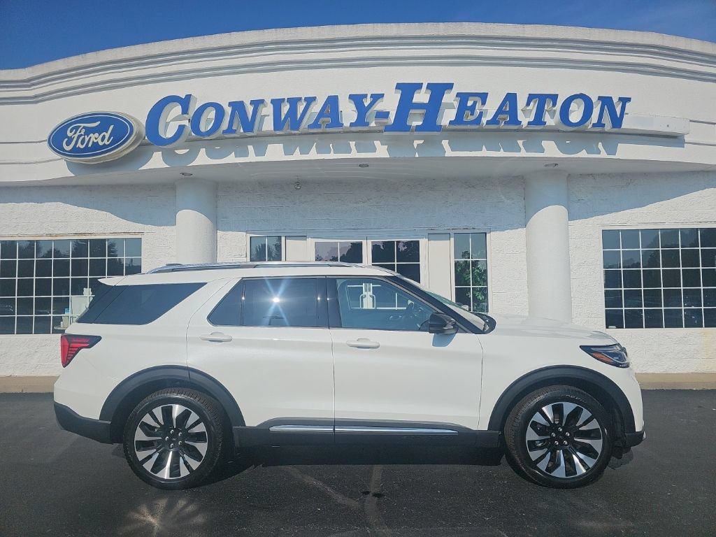 New 2026 Ford Explorer Platinum w/ LUX Leather Package AWD/4WD image 1