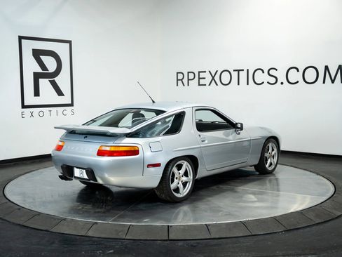 Used 1991 Porsche 928 S4 image 10