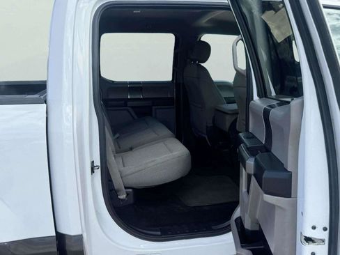 Used 2017 Ford F150 XLT w/ Equipment Group 302A Luxury RWD image 35