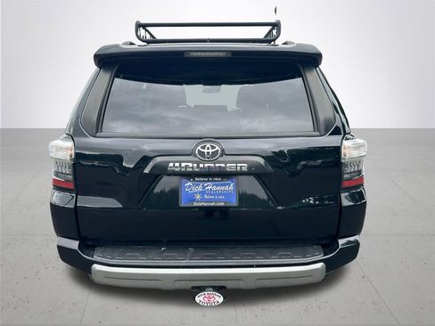 Used 2020 Toyota 4Runner TRD Off-Road Premium AWD/4WD image 8