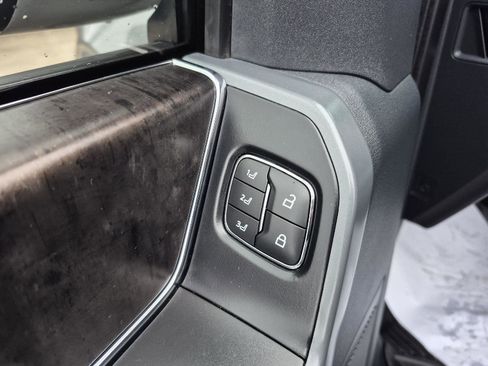 Certified 2022 Ford F150 Lariat image 7