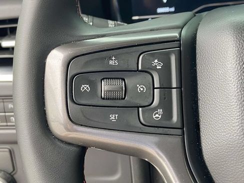 Used 2024 Chevrolet Suburban RST w/ Luxury Package RWD image 24