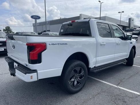 New 2025 Ford F150 Lightning Flash AWD/4WD image 3