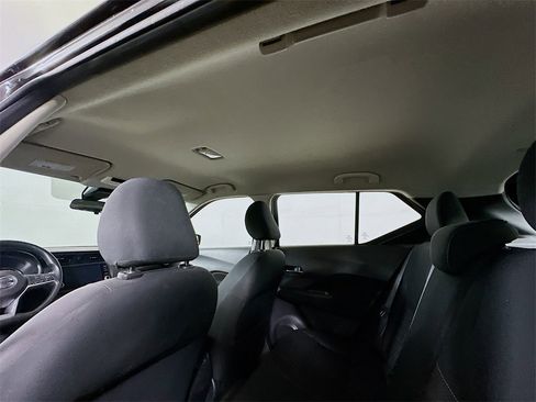 Used 2021 Nissan Kicks SV image 13